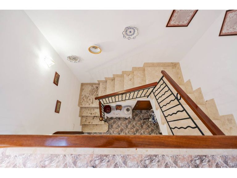 Property thumbnail 11
