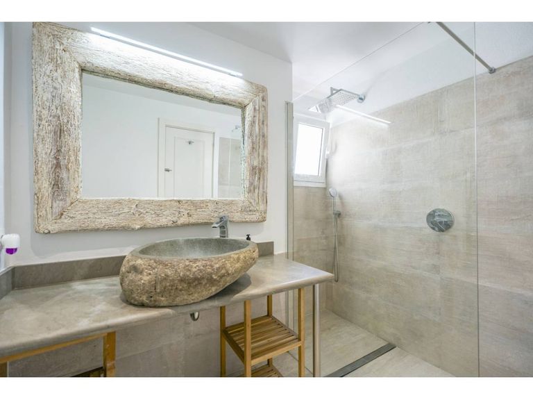 Property thumbnail 15