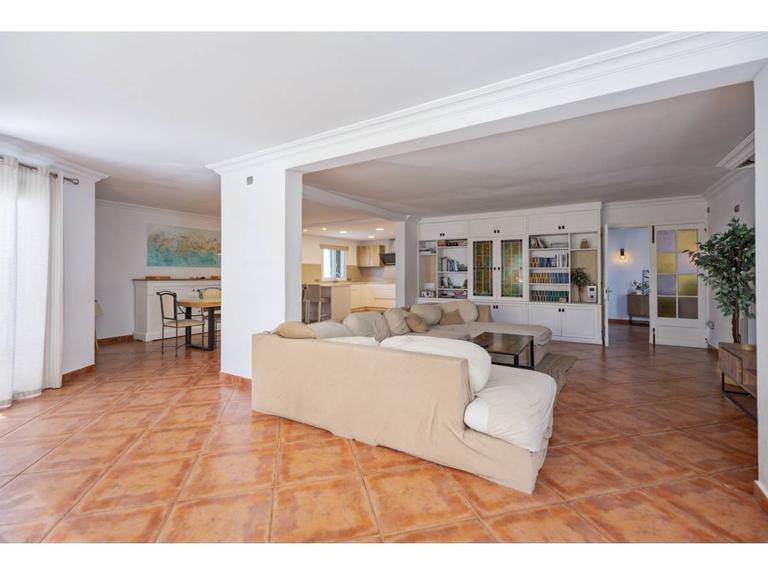 Property thumbnail 5