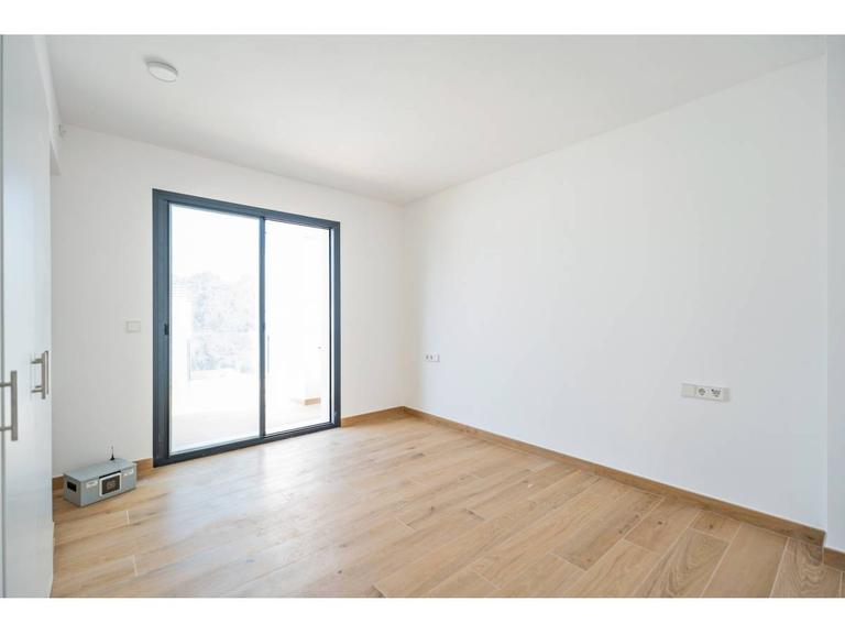 Property thumbnail 43