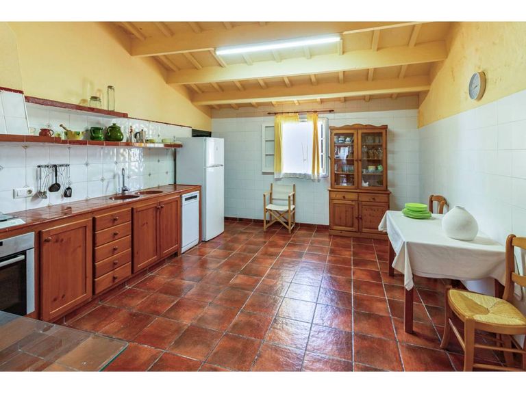 Property thumbnail 7