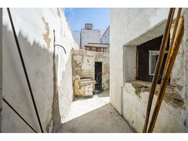 Property thumbnail 11