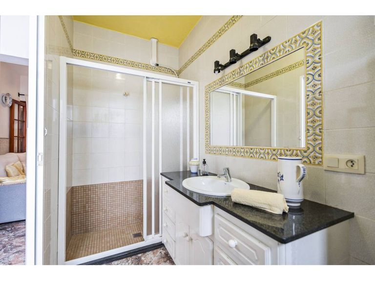 Property thumbnail 18