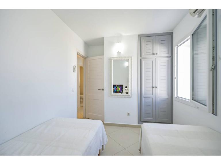 Property thumbnail 14