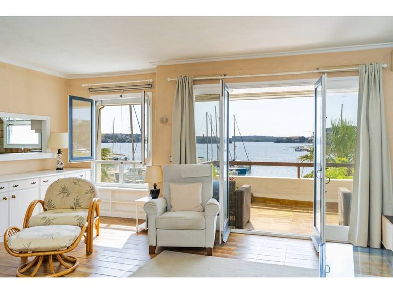 Property thumbnail 11