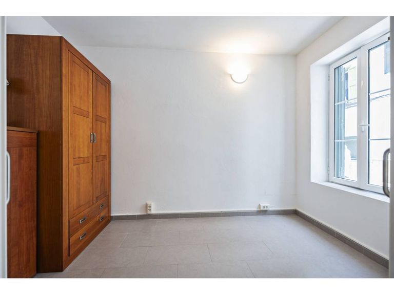 Property thumbnail 8