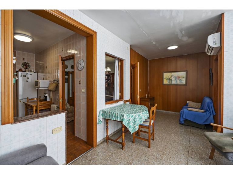 Property thumbnail 2