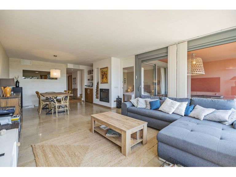 Property thumbnail 3