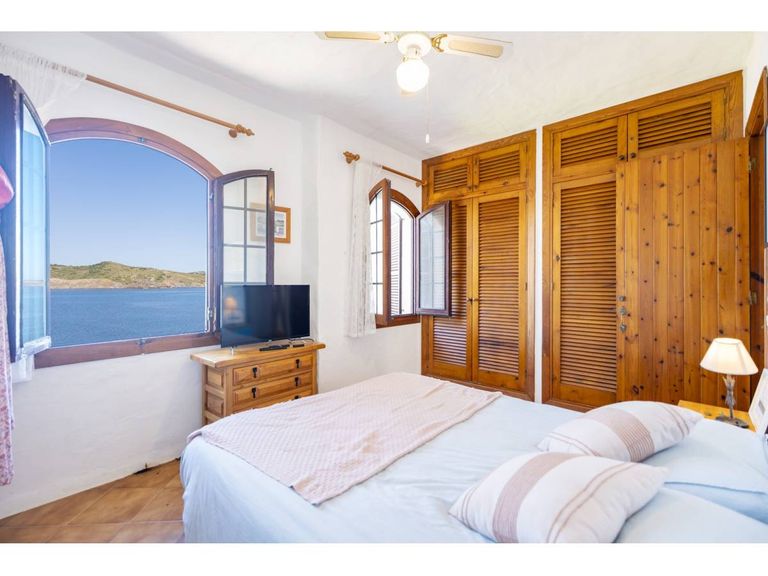 Property thumbnail 9