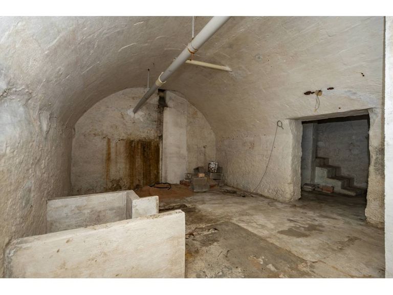Property thumbnail 24
