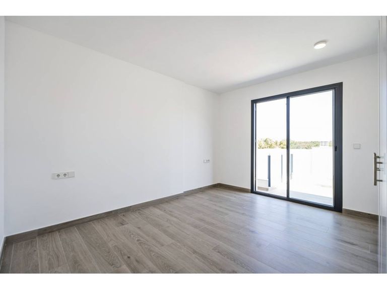 Property thumbnail 19