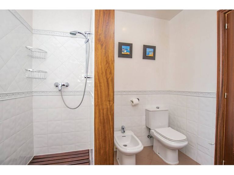 Property thumbnail 33