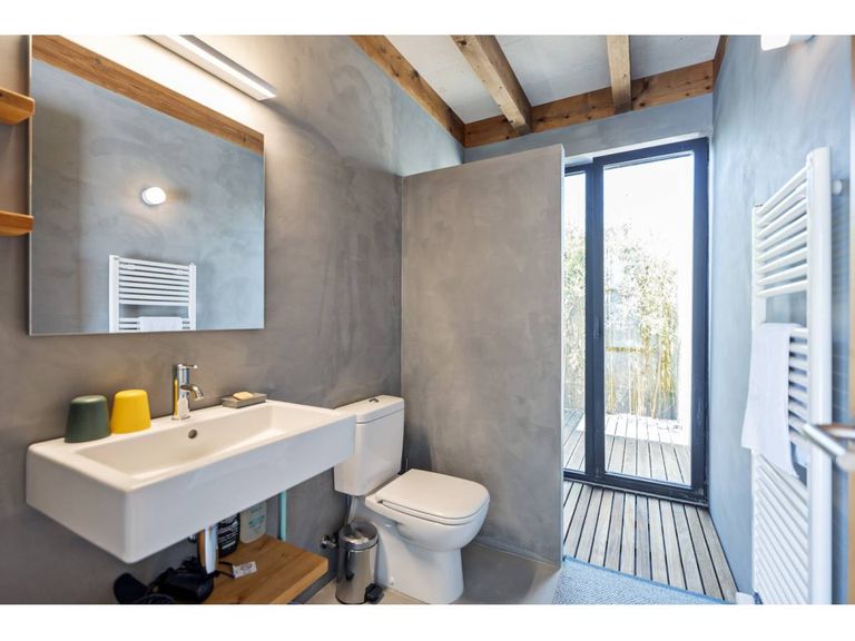 Property thumbnail 34
