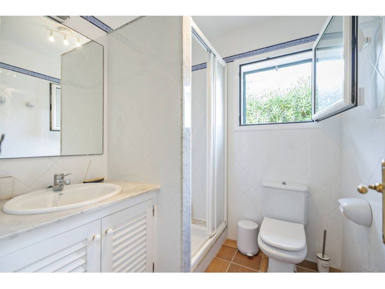 Property thumbnail 20