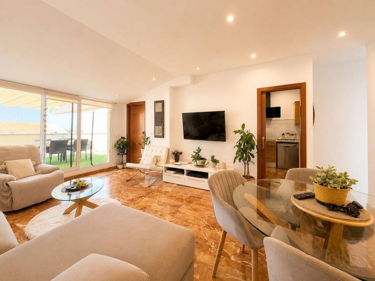 4 bedroom Apartment in Ciutadella, Menorca - Property BM37264