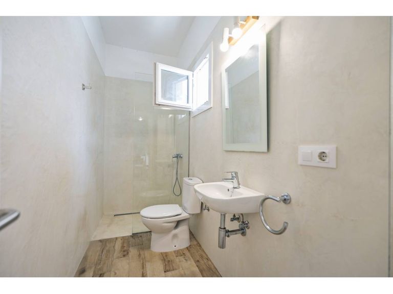 Property thumbnail 9
