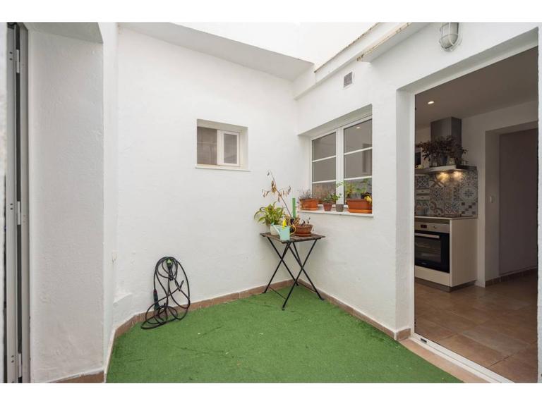 Property thumbnail 6