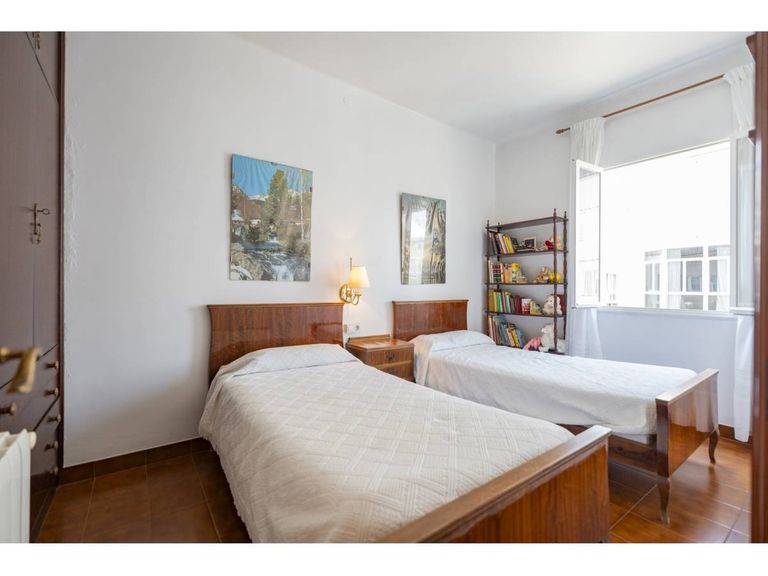 Property thumbnail 13