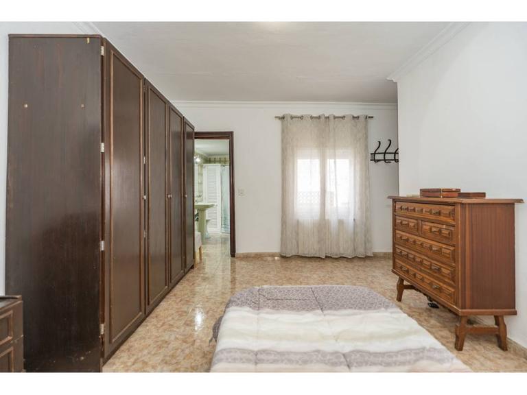 Property thumbnail 9