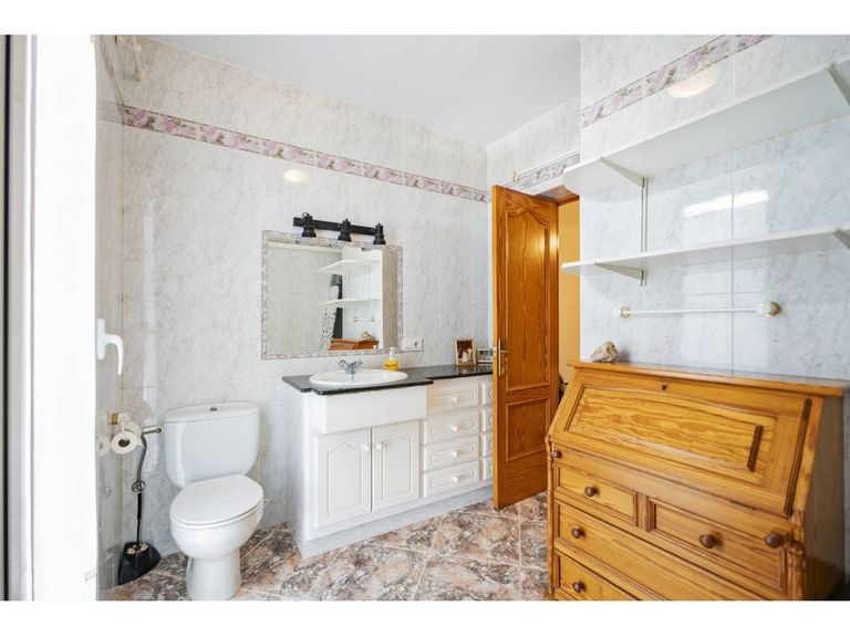 Property thumbnail 14