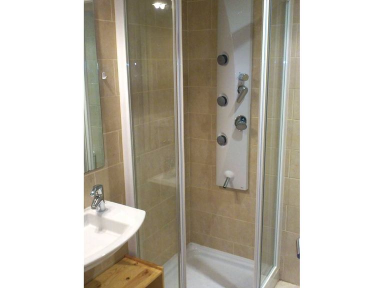 Property thumbnail 7
