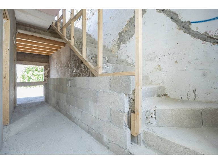 Property thumbnail 35