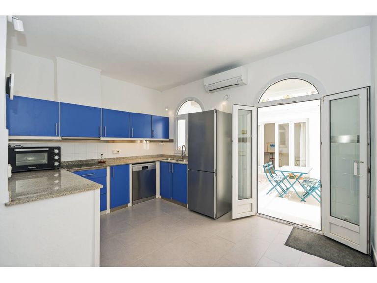 Property thumbnail 4