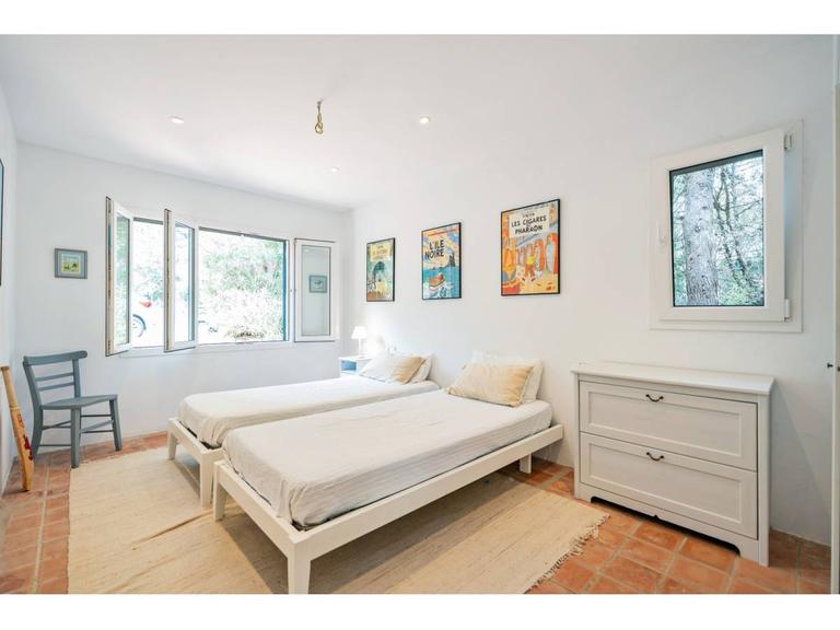 Property thumbnail 16