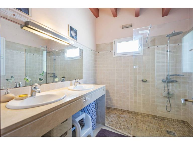 Property thumbnail 21