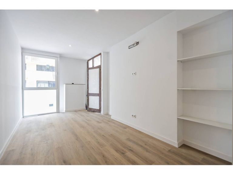 Property thumbnail 2
