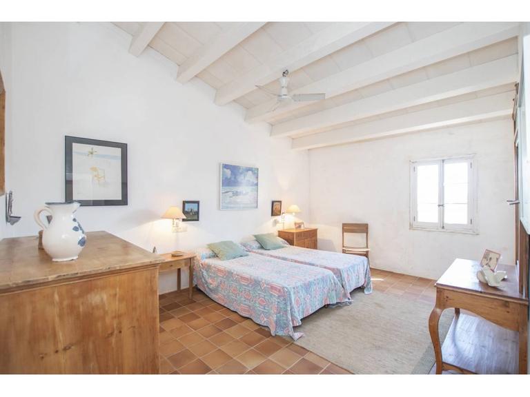 Property thumbnail 12