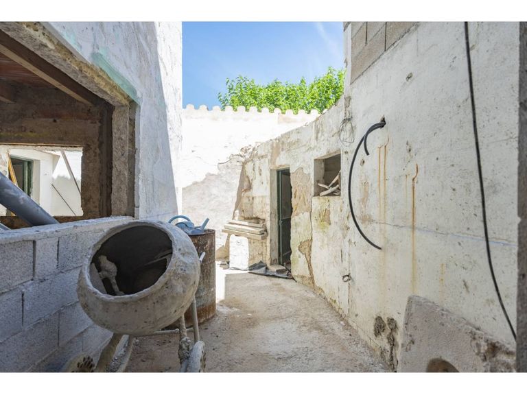 Property thumbnail 9