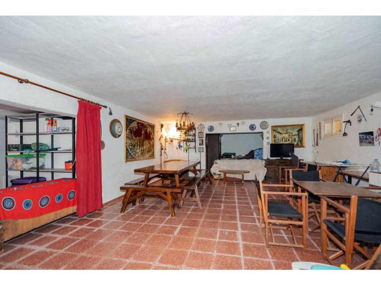 Property thumbnail 11