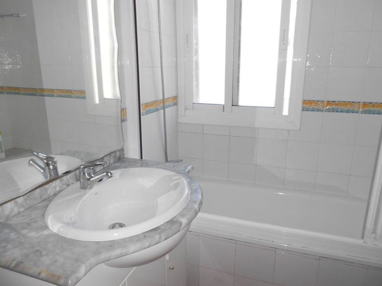 Property thumbnail 12