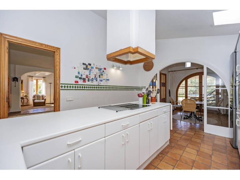 Property thumbnail 9