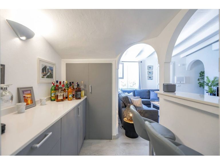 Property thumbnail 9