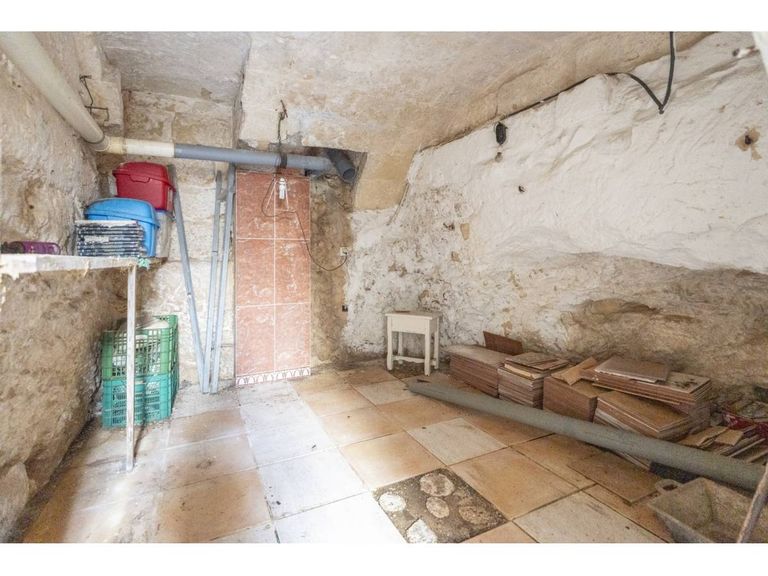 Property thumbnail 11