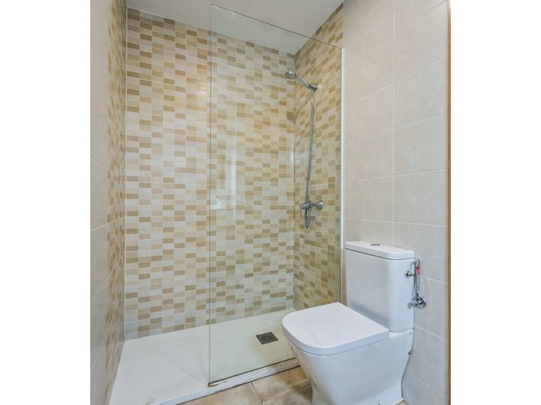 Property thumbnail 10
