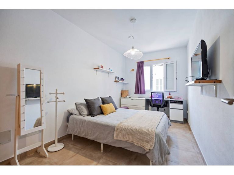 Property thumbnail 11