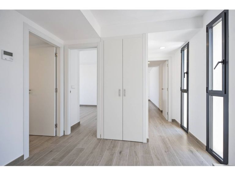 Property thumbnail 8