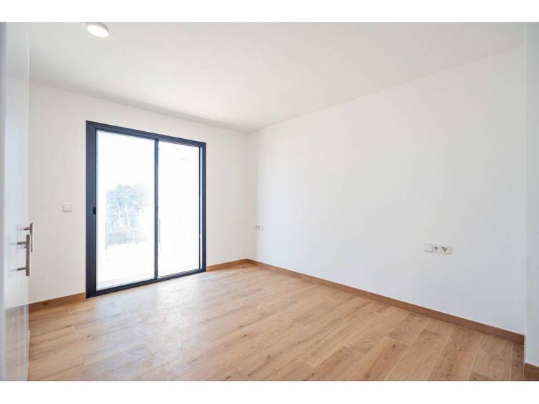 Property thumbnail 18