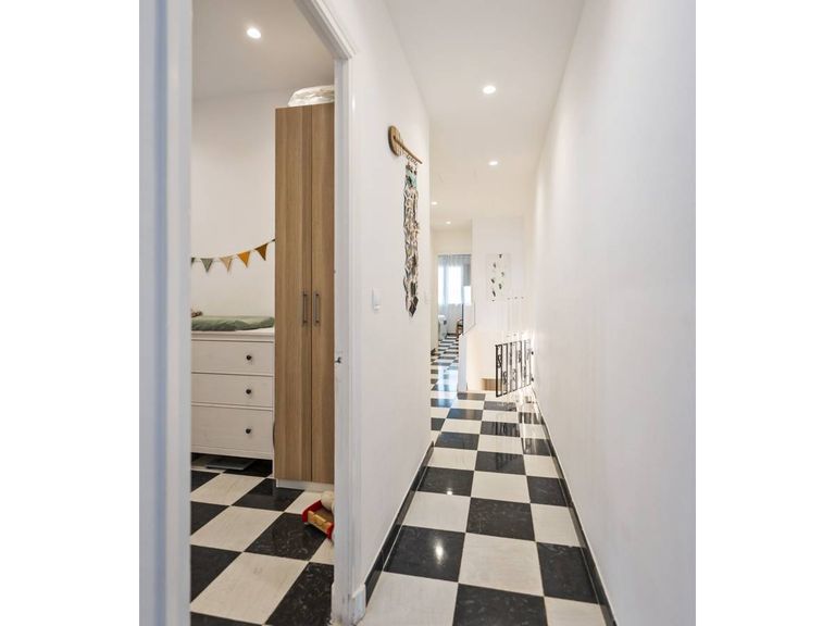 Property thumbnail 11