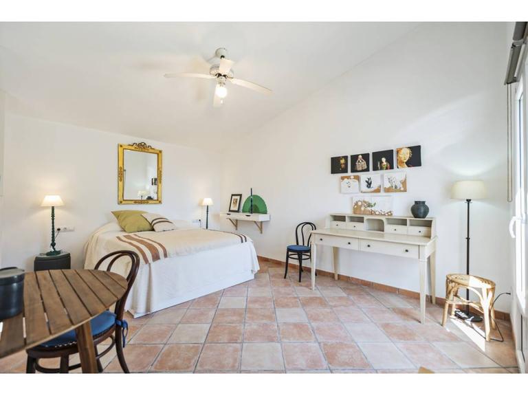 Property thumbnail 23