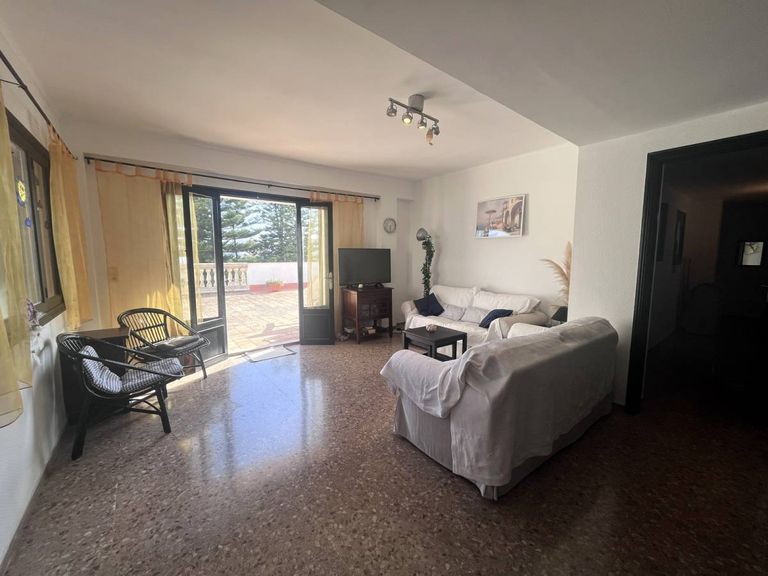 Property thumbnail 7
