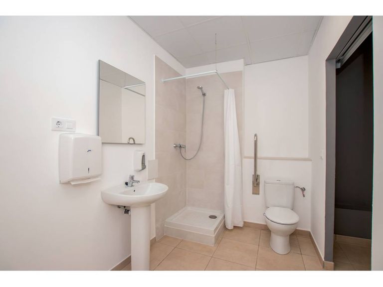 Property thumbnail 9