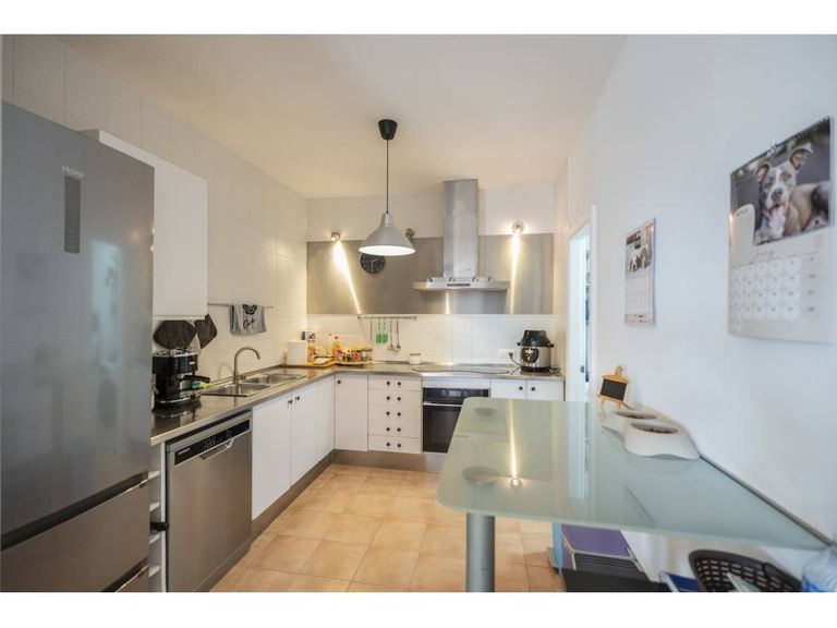Property thumbnail 6