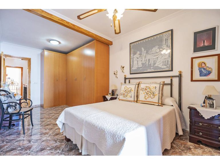 Property thumbnail 13