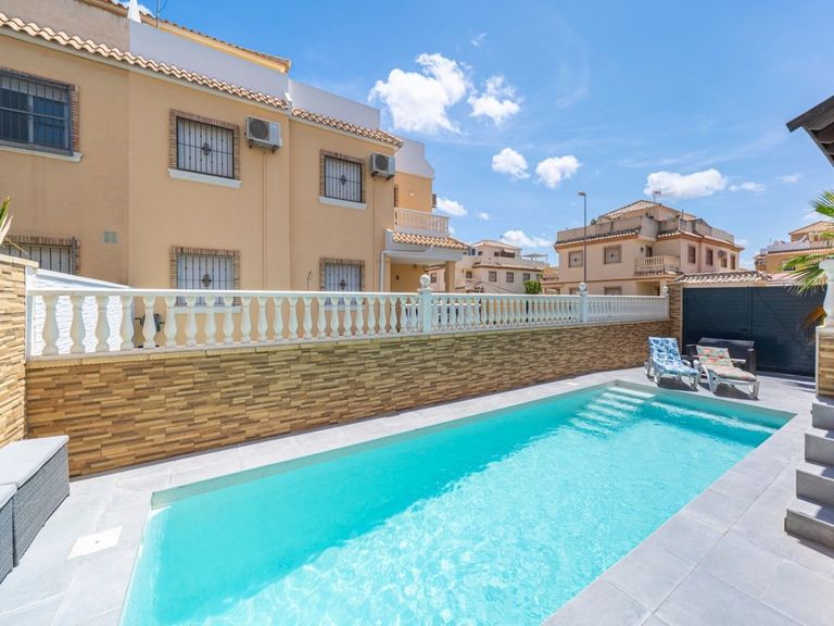 Property thumbnail 1