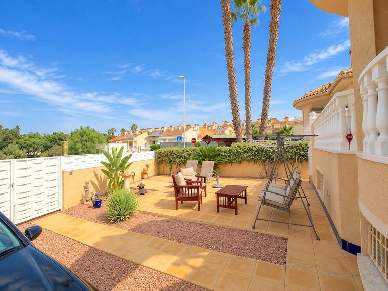 Property thumbnail 6