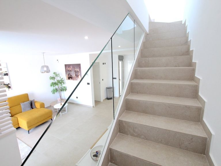 Property thumbnail 13
